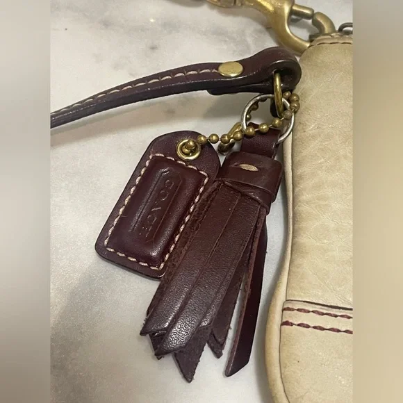 Coach Leather Wristlet - Picture 3 of 6